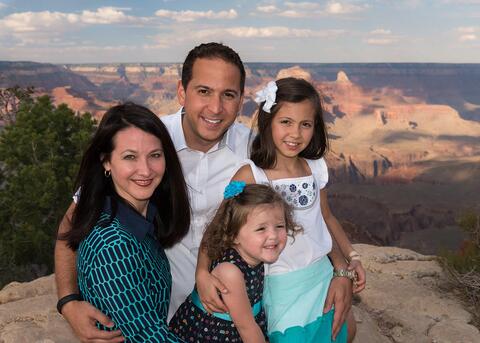 Family vacation photography at the Grand Canyon and other national parks.