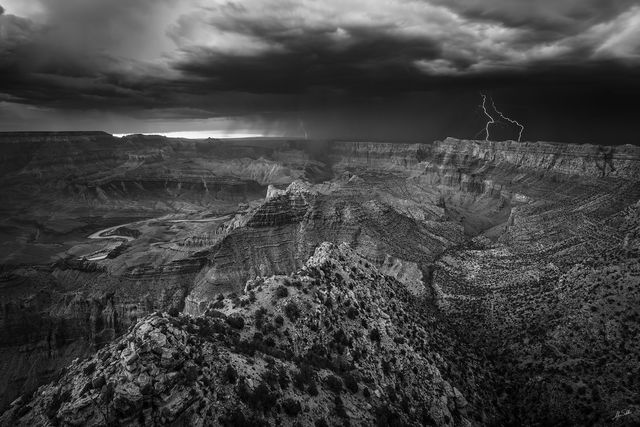 Echos of Thunder