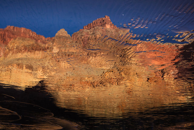 Grandeur in Reflection