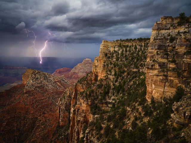 Echoes of Thunder at Angels Window